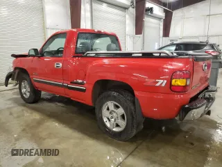 1999 Chevrolet Silverado 1500 LS with VIN 1GCEK14T1XZ153356, listed as a Copart auction lot 88330275 with 118,582 mi miles and Salvage Title. Bid and sale history available at carsss.com. Image 2.
