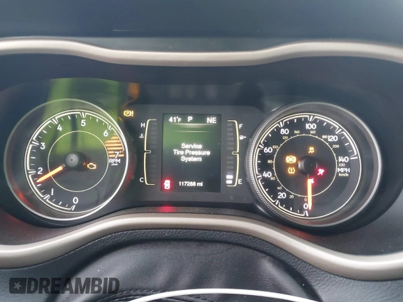 2017 Jeep Cherokee Sport with VIN 1C4PJMAB7HW614572, listed as a IAAI auction lot 41477399 with 117,288 mi miles and . Bid and sale history available at DreamBid. Image 7.
