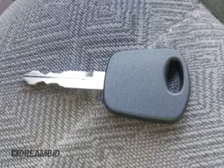 2000 Ford Explorer XLT z VIN 1FMZU63EXYZA22693, wystawiony jako IAAI lot #41350520 z przebiegiem 244 843 mil mil oraz . Historia ofert i sprzedaży dostępna na DreamBid. Obrazek 11.