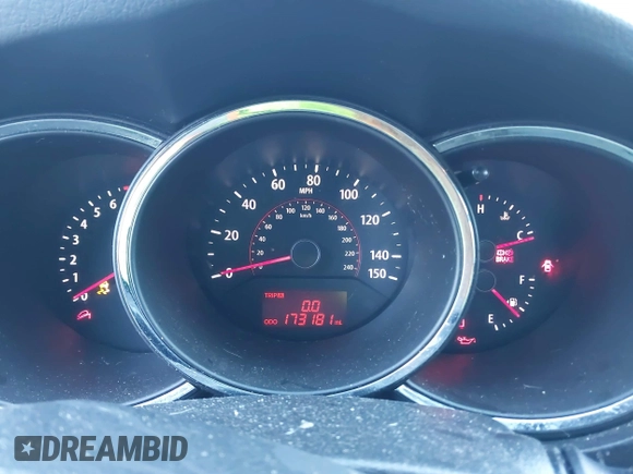 2012 Kia Sorento EX with VIN 5XYKU4A28CG190097, listed as a IAAI auction lot 41457866 with 173,181 mi miles. Bid and sale history available at carsss.com. Image 7.