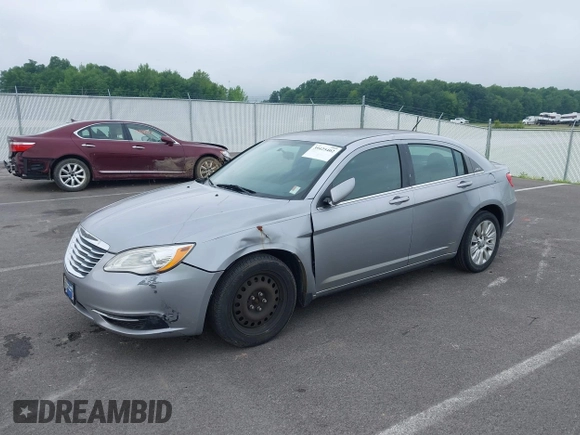 2013 Chrysler 200 LX with VIN 1C3CCBABXDN640536, listed as a IAAI auction lot 39425402 with 188,960 mi miles. Bid and sale history available at carsss.com. Image 2.