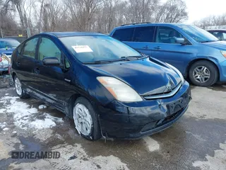 2008 Toyota Prius with VIN JTDKB20U683341513, listed as a IAAI auction lot 41735377 with 189,992 mi miles. Bid and sale history available at carsss.com. Image 1.