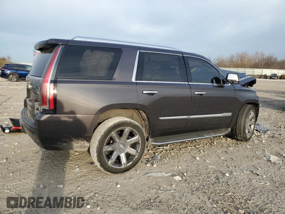 2016 Cadillac Escalade Luxury Collection z VIN 1GYS4BKJ6GR205157, wystawiony jako Copart lot #49581205 z przebiegiem Nie podano mil oraz Nie do naprawy • Non repairable. Historia ofert i sprzedaży dostępna na DreamBid. Obrazek 3.