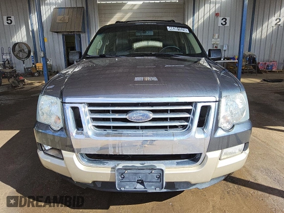 2010 Ford Explorer Eddie Bauer z VIN 1FMEU7E83AUA82099, wystawiony jako Copart lot #48391525 z przebiegiem 162 628 mil mil oraz Tytuł czysty. Historia ofert i sprzedaży dostępna na DreamBid. Obrazek 5.