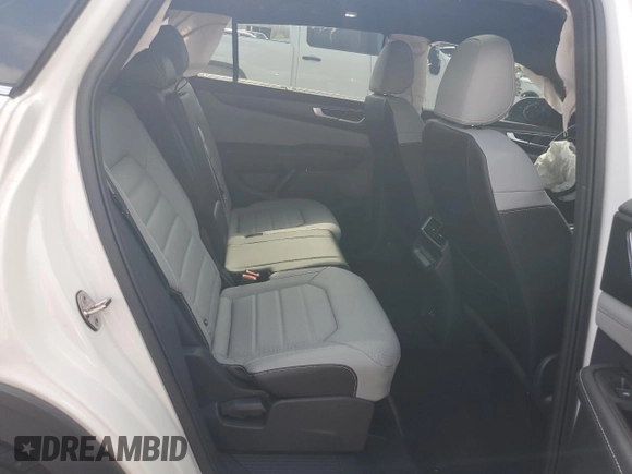 2024 Volkswagen Atlas SEL R-Line with VIN 1V2AE2CA8RC260355, listed as a Copart auction lot 53804085 with 1,951 mi miles and Salvage title. Bid and sale history available at DreamBid. Image 11.