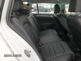 2019 Volkswagen Golf S z VIN 3VWH17AU0KM514566, wystawiony jako Copart lot #44906635 z przebiegiem 23 176 mil mil oraz Szkoda całkowita • Salvage title. Historia ofert i sprzedaży dostępna na DreamBid. Obrazek 10.