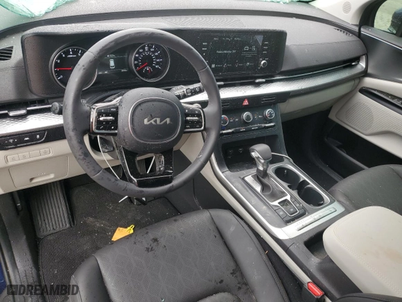 2024 Kia Carnival LX with VIN KNDNB4H33R6442142, listed as a Copart auction lot 71405804 with 3,056 mi miles and Salvage Title. Bid and sale history available at carsss.com. Image 8.