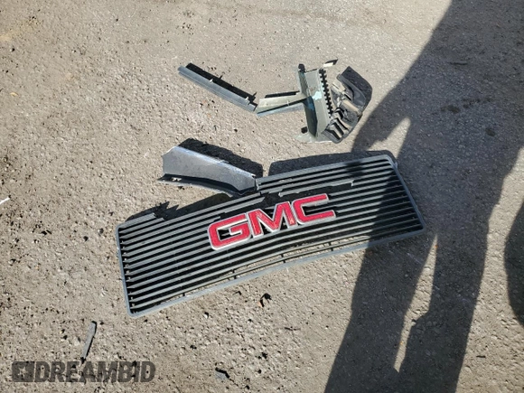 1991 GMC Sierra 1500 with VIN 1GTDC14H4MZ526745, listed as a Copart auction lot 82861084 with 227,672 mi miles and Salvage Title. Bid and sale history available at DreamBid. Image 12.
