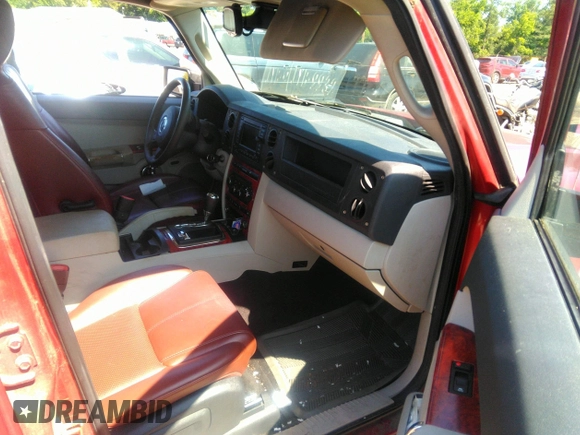2006 Jeep Commander Limited z VIN 1J8HG58206C245740, wystawiony jako IAAI lot #42565145 z przebiegiem 90 414 mil mil oraz . Historia ofert i sprzedaży dostępna na DreamBid. Obrazek 5.