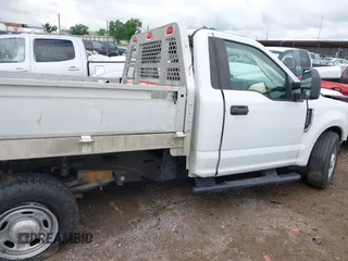 2017 Ford F-250 XL с VIN 1FDBF2A64HEC86581, выставлен на аукционе IAAI как лот 42197355 с пробегом 107 873 миль миль и . История ставок и продаж доступна на DreamBid. Изображение 12.
