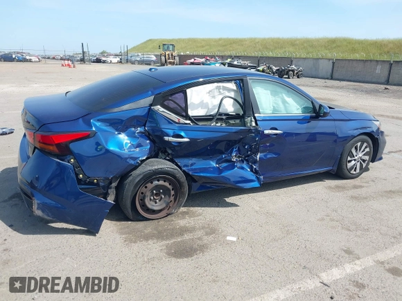 2019 Nissan Altima S z VIN 1N4BL4BV3KC103257, wystawiony jako IAAI lot #42056680 z przebiegiem 99 467 mil mil oraz . Historia ofert i sprzedaży dostępna na DreamBid. Obrazek 6.
