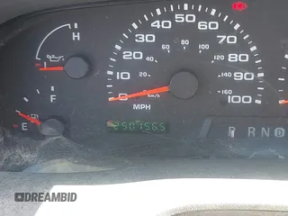 2003 Ford F-350 XL с VIN 1FTSX31L13ED57340, выставлен на аукционе IAAI как лот 42431814 с пробегом 250 156 миль миль и . История ставок и продаж доступна на DreamBid. Изображение 7.