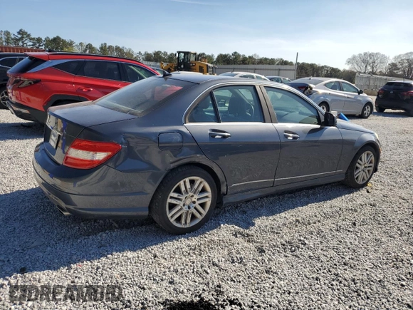 2008 Mercedes-Benz C 300 Sport z VIN WDDGF54X58F052255, wystawiony jako Copart lot #47979665 z przebiegiem 79 927 mil mil oraz Szkoda całkowita • Salvage title. Historia ofert i sprzedaży dostępna na DreamBid. Obrazek 3.