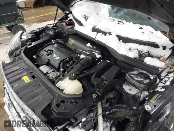 2014 MINI Countryman S with VIN WMWZC5C57EWP39161, listed as a IAAI auction lot 41342912 with 108,459 mi miles and . Bid and sale history available at DreamBid. Image 10.