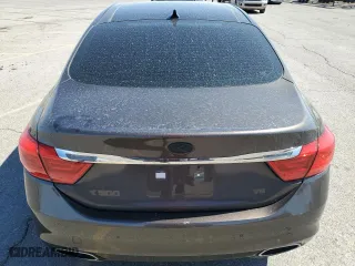 2015 Kia K900 Premium with VIN KNALU4D40F6023805, listed as a Copart auction lot 71848724 with 103,400 mi miles and Clean Title. Bid and sale history available at carsss.com. Image 6.