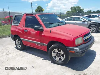2002 Chevrolet Tracker z VIN 2CNBE18C926911755, wystawiony jako IAAI lot #42452154 z przebiegiem 129 098 mil mil oraz . Historia ofert i sprzedaży dostępna na DreamBid. Obrazek 1.