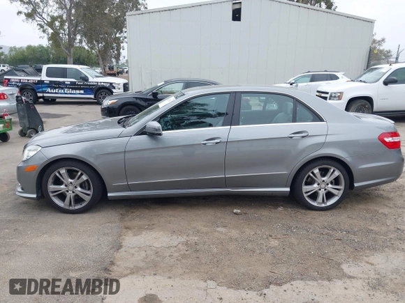 2013 Mercedes-Benz E 350 Luxury with VIN WDDHF5KB7DA700004, listed as a IAAI auction lot 42174241 with 146,541 mi miles and . Bid and sale history available at DreamBid. Image 14.