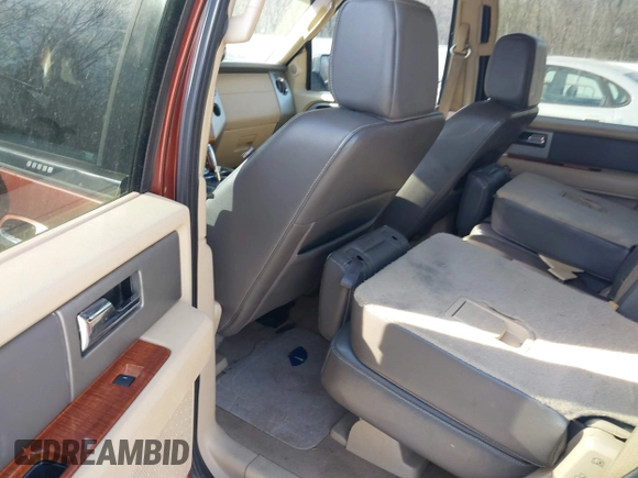 2007 Ford Expedition Eddie Bauer с VIN 1FMFU17527LA44365, выставлен на аукционе IAAI как лот 41886317 с пробегом 236 422 миль миль и . История ставок и продаж доступна на DreamBid. Изображение 8.