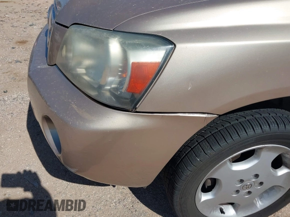 2004 Toyota Highlander z VIN JTEEP21A440010374, wystawiony jako IAAI lot #42015646 z przebiegiem 184 770 mil mil oraz . Historia ofert i sprzedaży dostępna na DreamBid. Obrazek 6.