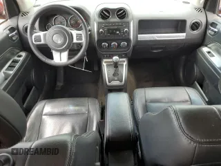 2016 Jeep Compass High Altitude z VIN 1C4NJDEB0GD709535, wystawiony jako Copart lot #61741985 z przebiegiem 80 924 mil mil oraz Szkoda całkowita • Salvage title. Historia ofert i sprzedaży dostępna na DreamBid. Obrazek 8.