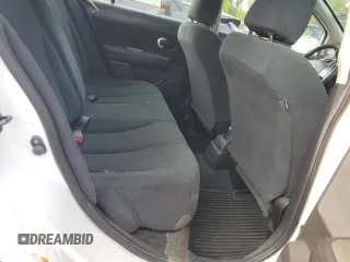 2011 Nissan Versa S z VIN 3N1BC1CP9BL494673, wystawiony jako Copart lot #59898515 z przebiegiem 197 127 mil mil oraz Szkoda całkowita • Salvage title. Historia ofert i sprzedaży dostępna na DreamBid. Obrazek 10.