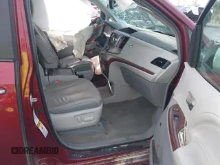 2013 Toyota Sienna XLE with VIN 5TDDK3DC0DS052412, listed as a IAAI auction lot 41850630 with Not Provided miles and . Bid and sale history available at DreamBid. Image 5.