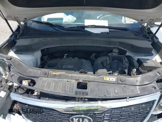 2015 Kia Sorento LX with VIN 5XYKTCA66FG646604, listed as a IAAI auction lot 42534914 with 219,529 mi miles and . Bid and sale history available at DreamBid. Image 10.