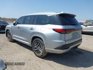 2024 Lexus TX 350 with VIN 5TDAAAA6XRS012001, listed as a IAAI auction lot 41920283 with 742 mi miles and . Bid and sale history available at DreamBid. Image 3.