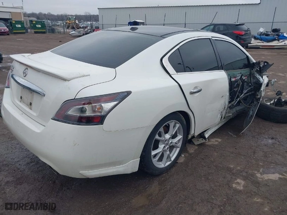 2014 Nissan Maxima 3.5 SV with VIN 1N4AA5AP3EC483277, listed as a IAAI auction lot 41497452 with 162696 miles. Bid and sale history available at carsss.com. Image 4.