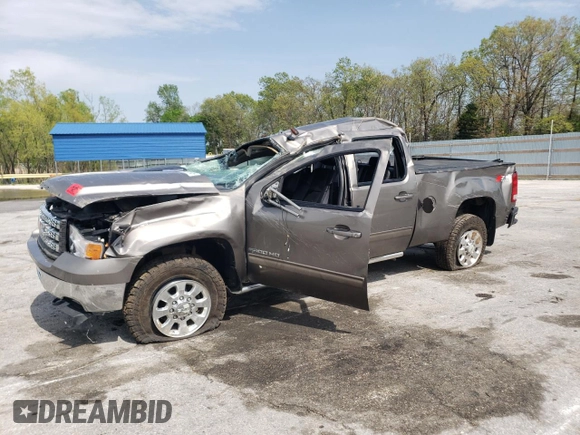 2013 GMC Sierra 2500HD SLT with VIN 1GT121E81DF240874, listed as a Copart auction lot 54613995 with 144,836 mi miles and Non repairable. Bid and sale history available at DreamBid. Image 1.