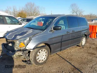 2010 Honda Odyssey LX with VIN 5FNRL3H28AB026712, listed as a IAAI auction lot 41281625 with 223,905 mi miles. Bid and sale history available at carsss.com. Image 17.