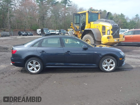 2018 Audi A4 Premium with VIN WAUDNAF4XJA060752, listed as a IAAI auction lot 41729912 with 132,165 mi miles. Bid and sale history available at carsss.com. Image 13.