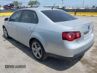2010 Volkswagen Jetta Sedan Limited with VIN 3VWAZ7AJ5AM108930, listed as a IAAI auction lot 42117095 with 126,887 mi miles. Bid and sale history available at carsss.com. Image 3.