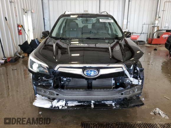 2021 Subaru Forester Limited with VIN JF2SKASC8MH445241, listed as a Copart auction lot 44590235 with 65,131 mi miles and Salvage Title. Bid and sale history available at carsss.com. Image 5.