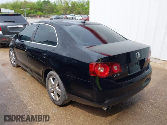 2008 Volkswagen Jetta Sedan SE with VIN 3VWRM71K18M103843, listed as a IAAI auction lot 40375543 with 279,186 mi miles. Bid and sale history available at carsss.com. Image 3.