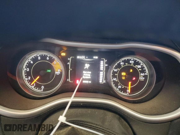 2018 Jeep Cherokee Latitude Plus with VIN 1C4PJLLX3JD511749, listed as a Copart auction lot 85061734 with 86,669 mi miles and Salvage Title. Bid and sale history available at carsss.com. Image 9.