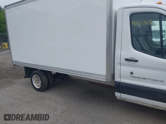 2019 Ford Transit with VIN 1FDBF8ZM0KKA89793, listed as a IAAI auction lot 42577611 with 71,148 mi miles and . Bid and sale history available at DreamBid. Image 6.