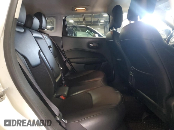 2021 Jeep Compass Latitude z VIN 3C4NJDBB5MT512547, wystawiony jako Copart lot #56885125 z przebiegiem 89 980 mil mil oraz Szkoda całkowita • Salvage title. Historia ofert i sprzedaży dostępna na DreamBid. Obrazek 11.