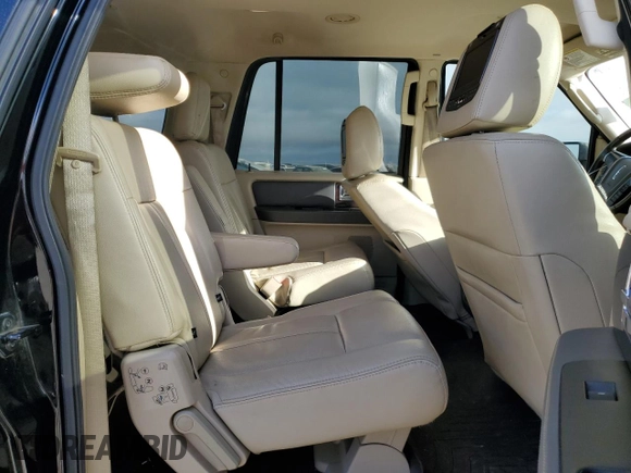 2017 Lincoln Navigator Reserve z VIN 5LMJJ3LT4HEL00091, wystawiony jako Copart lot #46262175 z przebiegiem 105 679 mil mil oraz Szkoda całkowita • Salvage title. Historia ofert i sprzedaży dostępna na DreamBid. Obrazek 11.