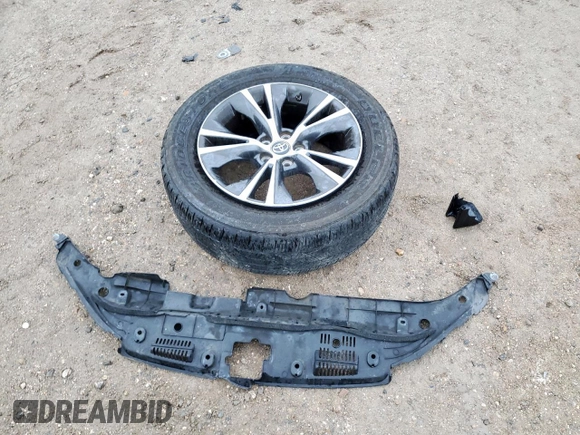 2018 Toyota Highlander LE с VIN 5TDZARFH9JS033583, выставлен на аукционе Copart как лот 58252625 с пробегом 155 179 миль миль и Списание • Salvage title. История ставок и продаж доступна на DreamBid. Изображение 13.