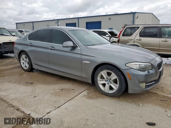 2011 BMW 5 Series 528i with VIN WBAFR1C59BC737421, listed as a Copart auction lot 55323605 with 185,676 mi miles and Clean Title. Bid and sale history available at carsss.com. Image 4.