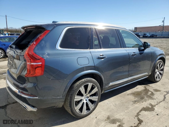2021 Volvo XC90 Inscription with VIN YV4A22PLXM1697040, listed as a Copart auction lot 45976255 with 52,039 mi miles and Salvage Title. Bid and sale history available at carsss.com. Image 3.