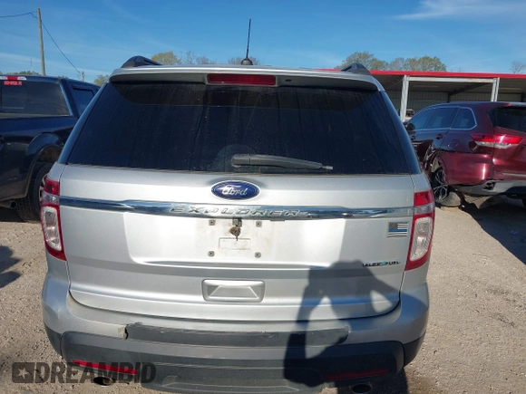 2014 Ford Explorer with VIN 1FM5K7B82EGB15530, listed as a IAAI auction lot 41817982 with 215,161 mi miles and . Bid and sale history available at DreamBid. Image 16.