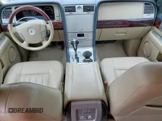 2006 Lincoln Navigator Luxury z VIN 5LMFU27506LJ20747, wystawiony jako Copart lot #59459475 z przebiegiem 188 324 mil mil oraz Szkoda całkowita • Salvage title. Historia ofert i sprzedaży dostępna na DreamBid. Obrazek 8.