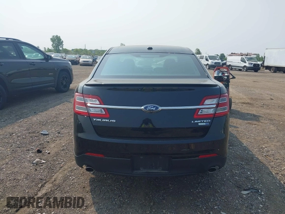 2018 Ford Taurus Limited z VIN 1FAHP2J83JG120727, wystawiony jako IAAI lot #42400774 z przebiegiem 41 343 mil mil oraz . Historia ofert i sprzedaży dostępna na DreamBid. Obrazek 16.