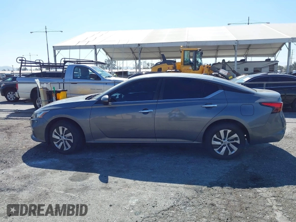 2019 Nissan Altima S with VIN 1N4BL4BV1KC114807, listed as a IAAI auction lot 41647497 with 123,743 mi miles and . Bid and sale history available at DreamBid. Image 15.