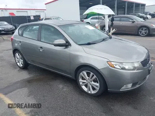 2011 Kia Forte SX с VIN KNAFW5A39B5451106, выставлен на аукционе IAAI как лот 42434713 с пробегом 144 159 миль миль и . История ставок и продаж доступна на DreamBid. Изображение 1.