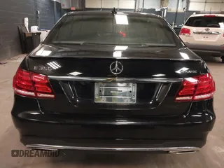 2014 Mercedes-Benz E 350 Luxury with VIN WDDHF8JB3EA997051, listed as a IAAI auction lot 41953969 with 104,288 mi miles and . Bid and sale history available at DreamBid. Image 16.