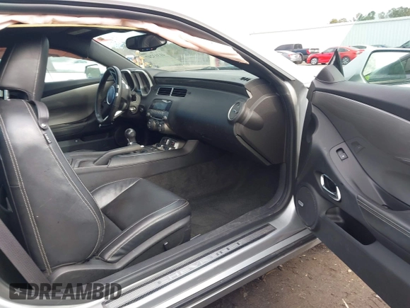 2011 Chevrolet Camaro 2SS with VIN 2G1FT1EW7B9119850, listed as a IAAI auction lot 41313247 with 82,802 mi miles and . Bid and sale history available at DreamBid. Image 5.