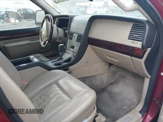 2005 Lincoln Aviator with VIN 5LMEU88H25ZJ16573, listed as a IAAI auction lot 40402209 with 236,830 mi miles and . Bid and sale history available at DreamBid. Image 5.